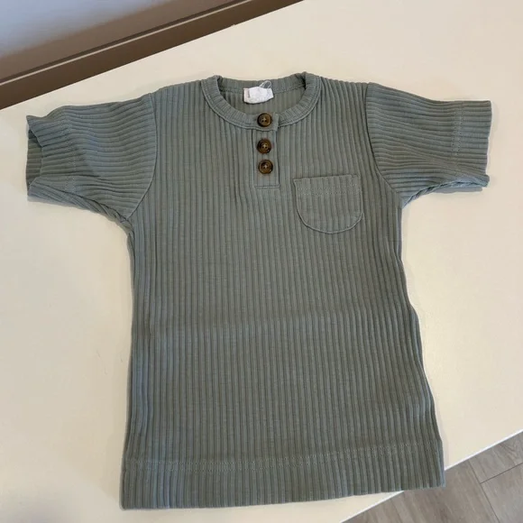 Jamie Kay Beige Ribbed Button-Down Shirt - Picture 2 of 4